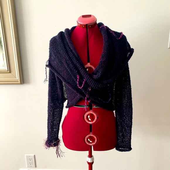 HANDMADE KNIT CARDIGAN SWEATER - Picture 2 of 8